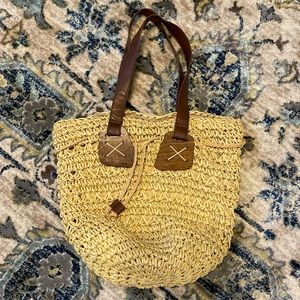 🤎 1 Large Straw Studios Double Strap Shoulder Bag